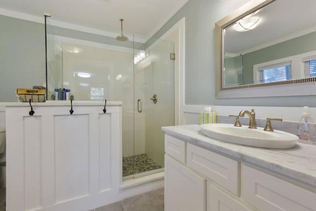 Shady Oaks Beach House With Beautiful Ocean Views! Gulfport Buitenkant foto